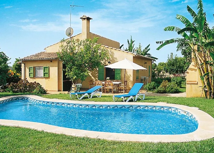 Holiday Home Es Coscolls - Pic300 By Interhome